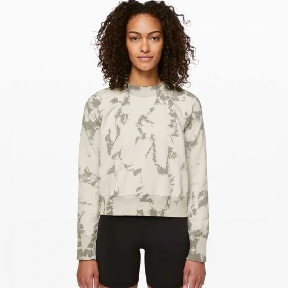 Women's Cream and Gray Top